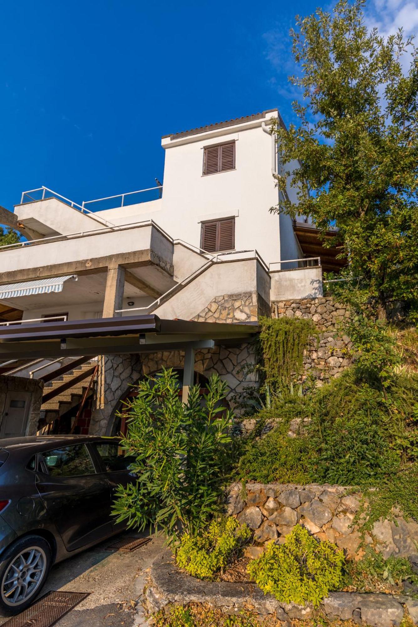 Apartment Iskra By El-Pi Tours Nijvice Zewnętrze zdjęcie