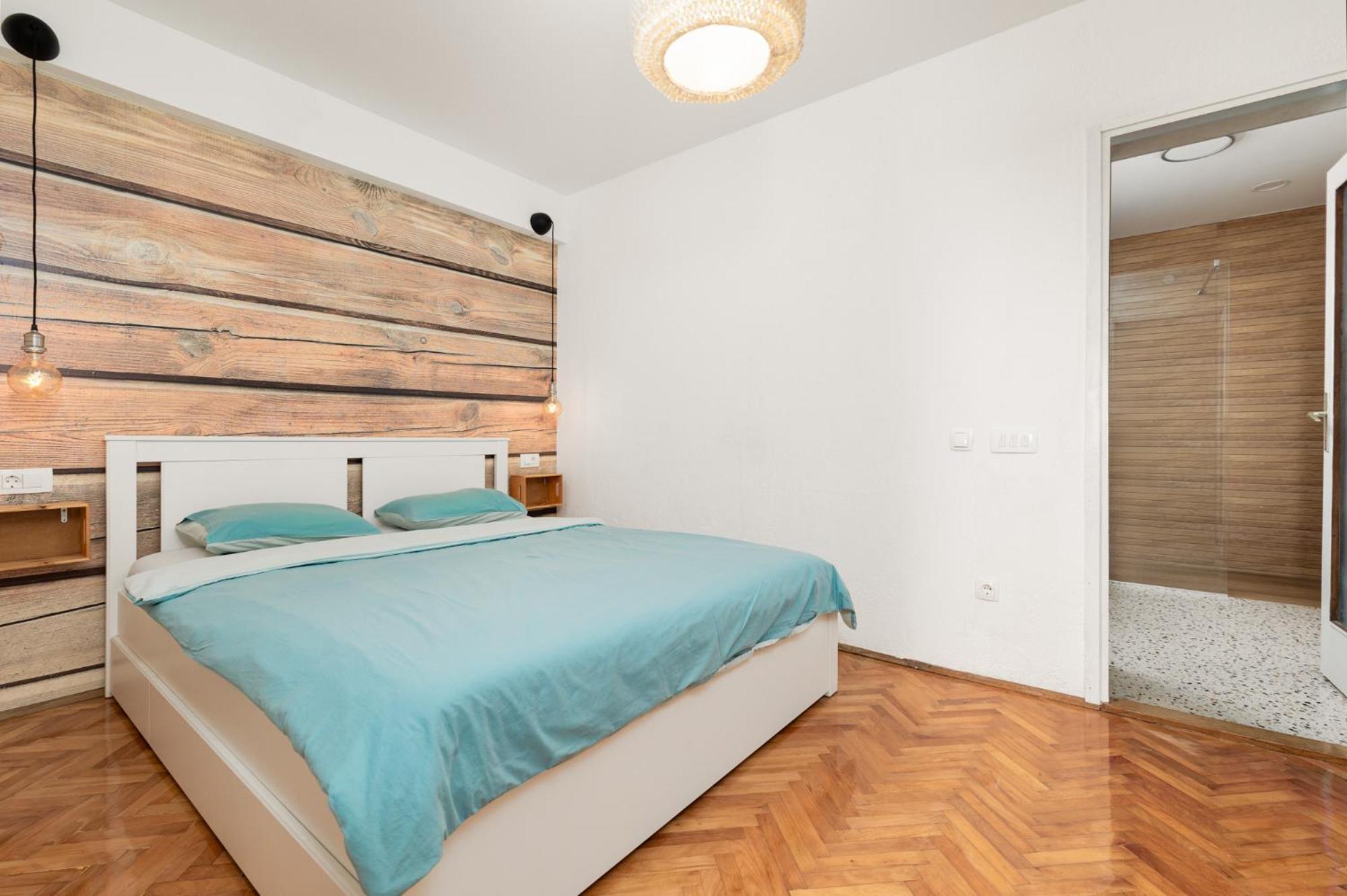 Apartment Iskra By El-Pi Tours Nijvice Zewnętrze zdjęcie